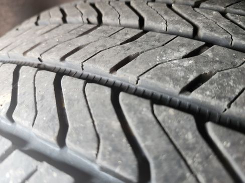 Used 2025 GMC Acadia Elevation image 36