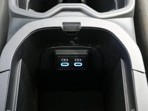 Used 2022 Toyota RAV4 XLE w/ Convenience Package image 31