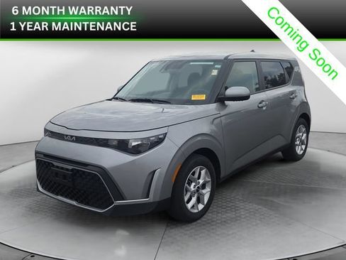 Used 2024 Kia Soul LX w/ LX Technology Package FWD image 1