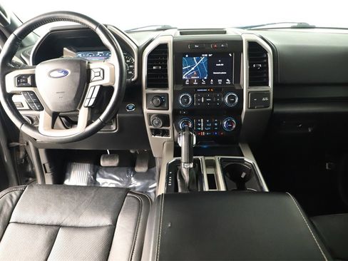 Used 2018 Ford F150 Lariat image 18