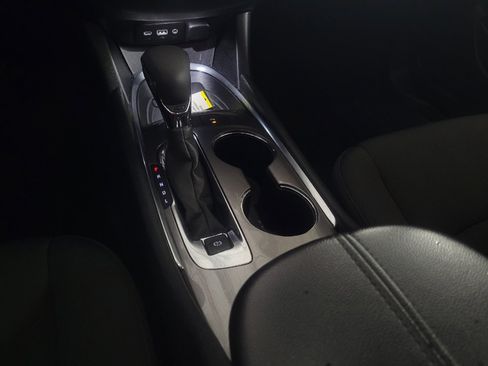 Used 2025 Chevrolet Malibu LT FWD image 26