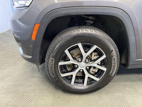 Used 2024 Jeep Grand Cherokee L Limited w/ Luxury Tech Group II image 54