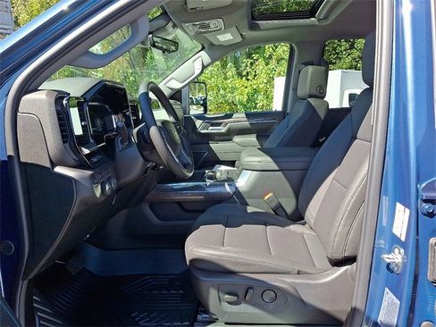 New 2026 Chevrolet Silverado 2500 LTZ w/ LTZ Plus Package image 5