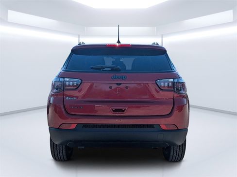 Used 2026 Jeep Compass Altitude image 4