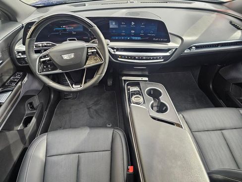 Certified 2025 Cadillac Lyriq Sport image 21