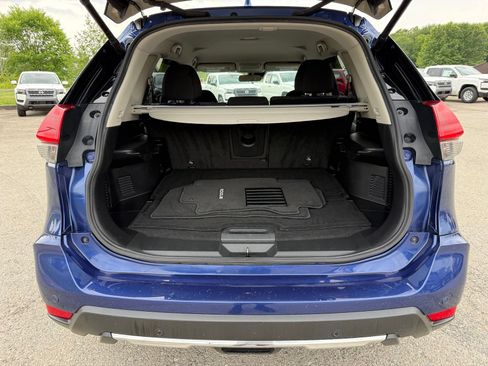 Used 2020 Nissan Rogue SV AWD/4WD image 37