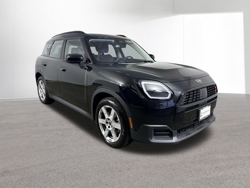 Used 2025 MINI Cooper Countryman S AWD/4WD image 3