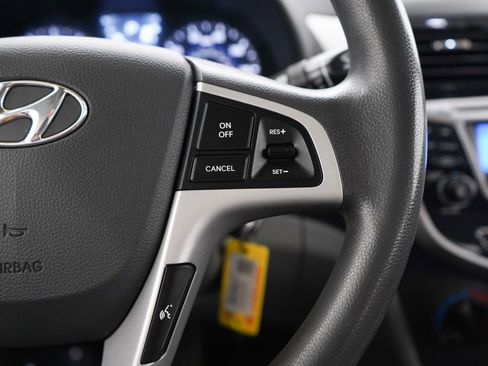 Used 2013 Hyundai Accent GLS w/ Premium Pkg image 24