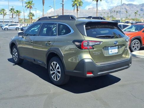 Used 2025 Subaru Outback Premium w/ Popular Package #1A image 12