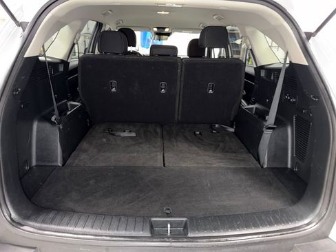 Used 2021 Kia Sorento LX image 16