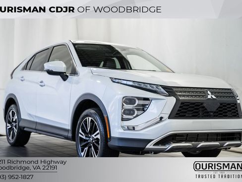 Used 2025 Mitsubishi Eclipse Cross SE AWD/4WD image 1