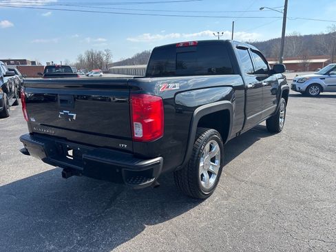 Used 2017 Chevrolet Silverado 1500 LTZ Z71 w/ LTZ Plus Package image 7