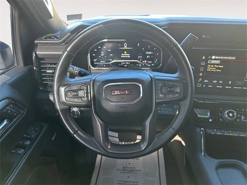 Used 2024 GMC Sierra 2500 AT4 w/ AT4 Premium Plus Package image 12