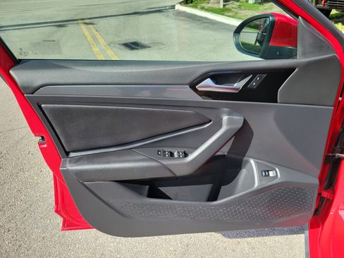 Used 2019 Volkswagen Jetta GLI image 16