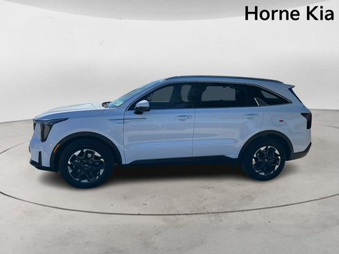 New 2026 Kia Sorento S w/ S Panoramic Sunroof Package image 6