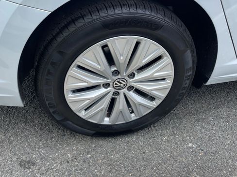 Used 2019 Volkswagen Jetta S FWD image 11
