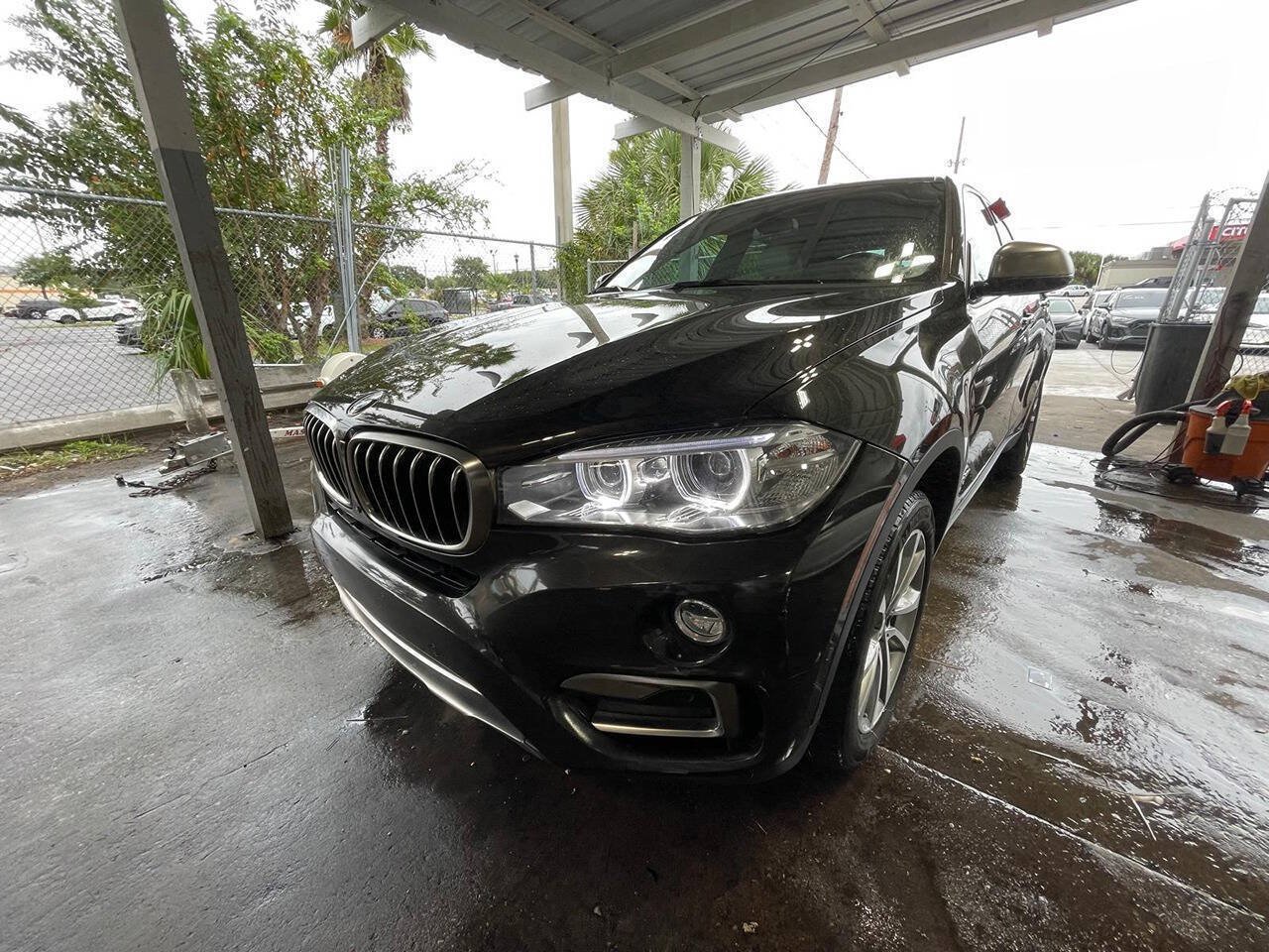 Used 2019 BMW X6 xDrive35i w/ Premium Package AWD/4WD image 3
