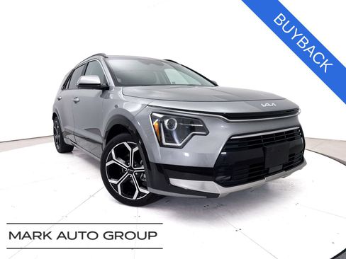 Used 2024 Kia Niro EX Touring FWD image 1