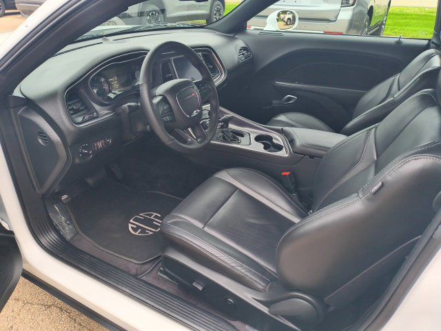 Used 2018 Dodge Challenger GT w/ Blacktop Package AWD/4WD image 13