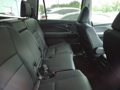 Used 2022 Honda Pilot Special Edition image 4