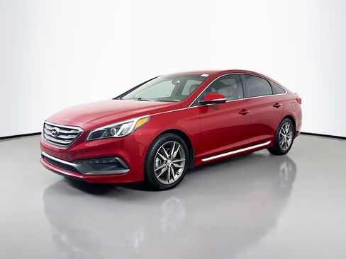 Used 2017 Hyundai Sonata Sport 2.0T w/ Winter Weather Package image 4