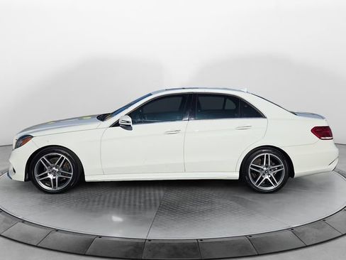 Used 2014 Mercedes-Benz E 350 4MATIC Sedan image 2