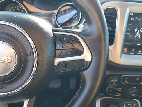 Used 2017 Jeep Compass Latitude w/ Popular Equipment Group image 18