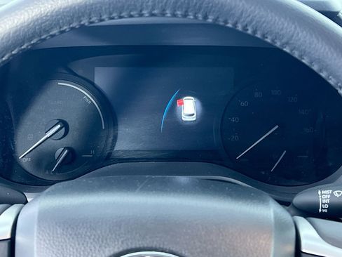Used 2026 Toyota Sienna XLE FWD image 20