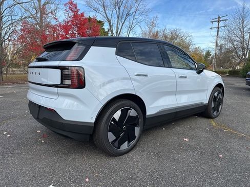 New 2025 Volvo EX30 Ultra w/ Protection Package Premier image 7