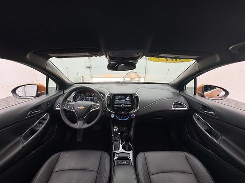 Used 2017 Chevrolet Cruze Premier w/ RS Package FWD image 3