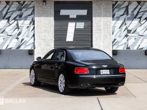 Used 2014 Bentley Flying Spur W12 image 11