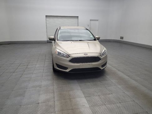 Used 2018 Ford Focus SE FWD image 14