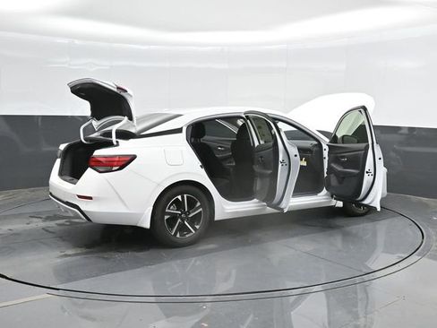 Used 2025 Nissan Sentra SV w/ All-Weather Package image 45