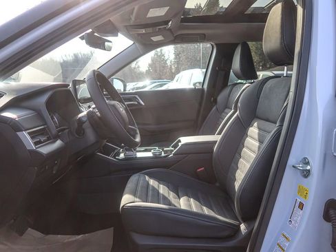 New 2026 Mitsubishi Outlander Trail Edition image 28