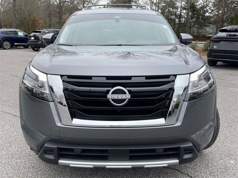 Used 2024 Nissan Pathfinder Platinum w/ Cargo Package image 8