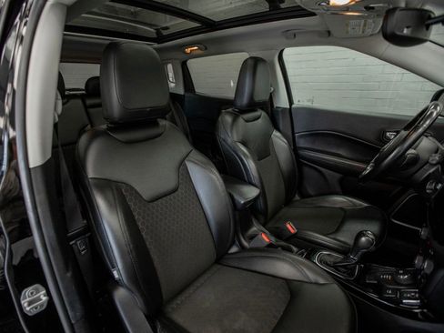 Used 2021 Jeep Compass Latitude w/ Sun and Sound Group image 22