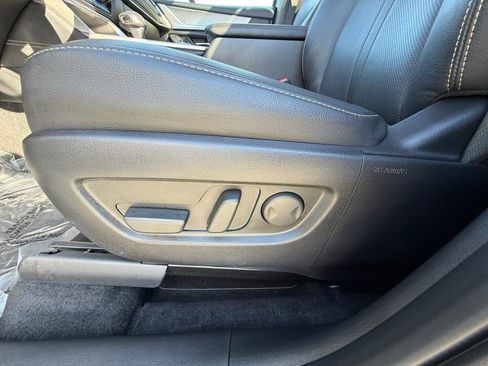 Used 2024 MAZDA CX-90 Plug-In Hybrid w/ Premium Pkg image 10