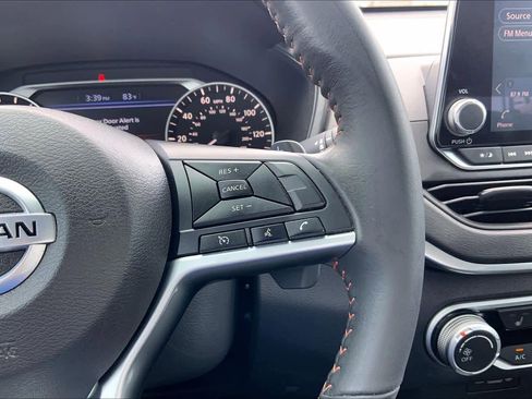 Used 2022 Nissan Altima 2.5 SR w/ Midnight Edition Package FWD image 25