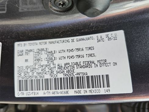 Used 2022 Toyota Tacoma SR image 39