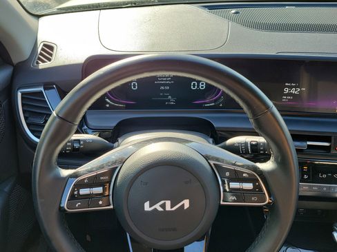 Used 2025 Kia Seltos S FWD image 21