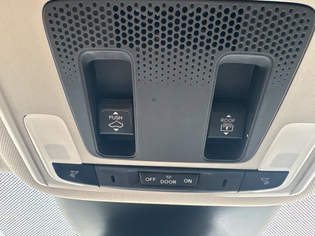 Certified 2024 Honda Pilot Touring image 24