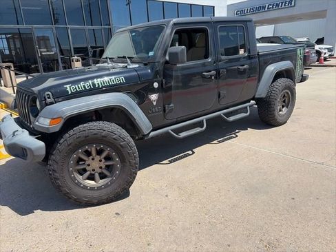 Used 2020 Jeep Gladiator Sport w/ Quick Order Package 24S image 6