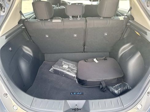 Used 2024 Nissan Leaf SV Plus image 6