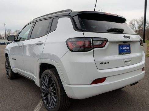 Used 2022 Jeep Compass High Altitude AWD/4WD image 8