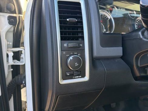 Used 2016 RAM 1500 Lone Star image 13