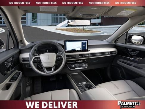 New 2026 Lincoln Corsair Premiere FWD image 9