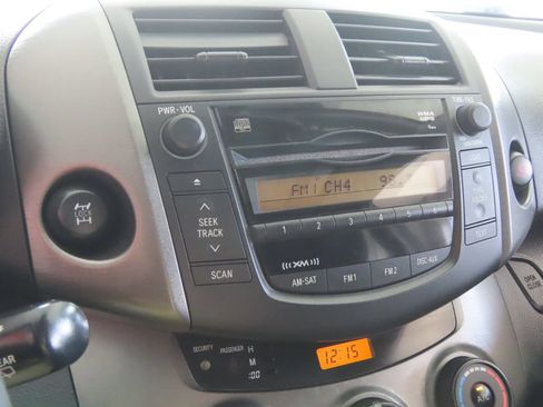 Used 2011 Toyota RAV4 Sport w/ Sport Extra Value Pkg AWD/4WD image 38