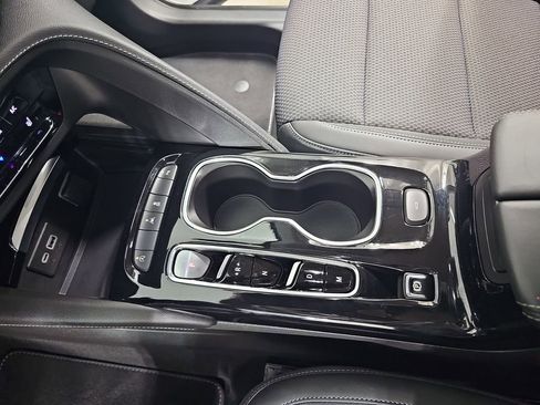 Certified 2023 Buick Envision Preferred FWD image 30