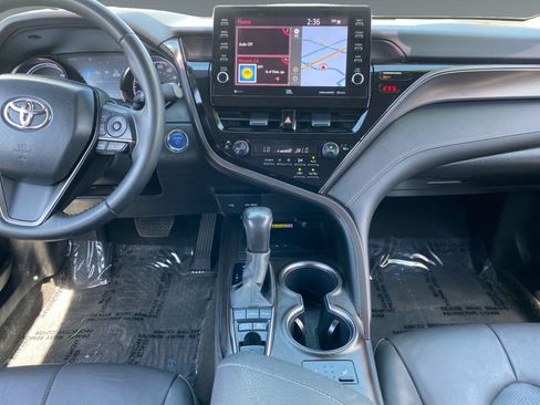 Used 2024 Toyota Camry XSE w/ Navigation Package FWD image 11