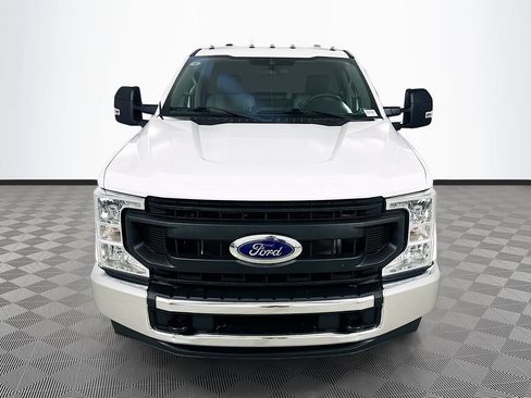 Certified 2022 Ford F250 XL w/ Power Equipment Group RWD image 3